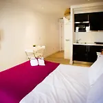Historical Porto Studios Apartment